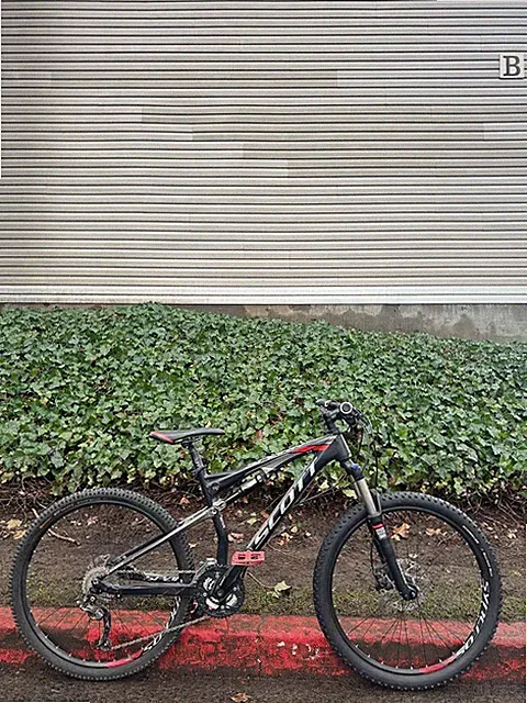 2013 Scott Spark 660 Full-Suspension Mountain Bike Small Frame Bicycle