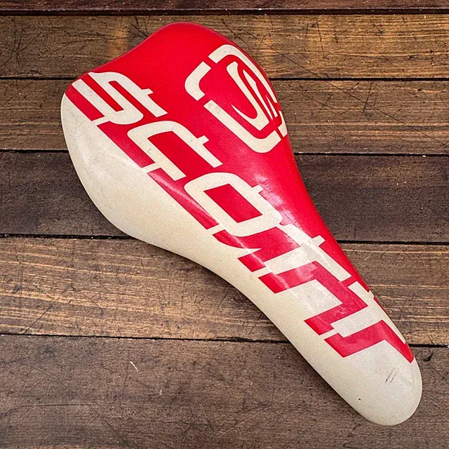 Scott Seat Small Kids Youth Padded BMX Padded SCT-6 Viscount M OG Red White